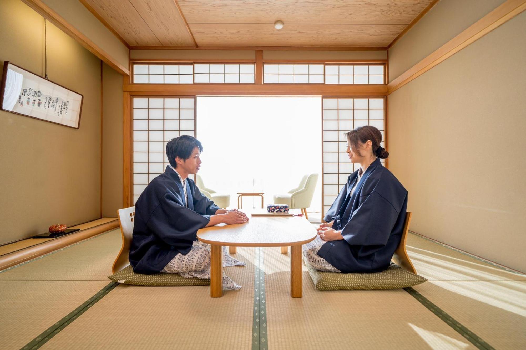 旅館 緑風荘 3*
